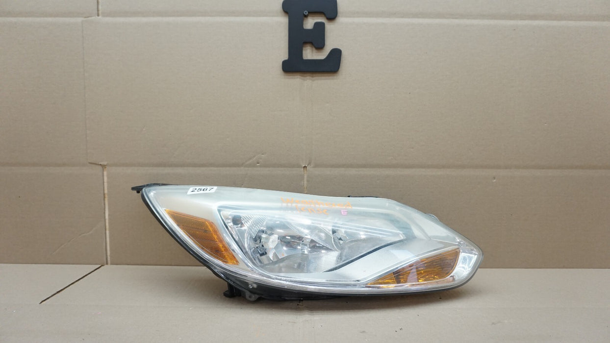 2012-2014 FORD FOCUS FRONT RIGHT PASSENGERS SIDE HEADLIGHT OEM 12 13 14