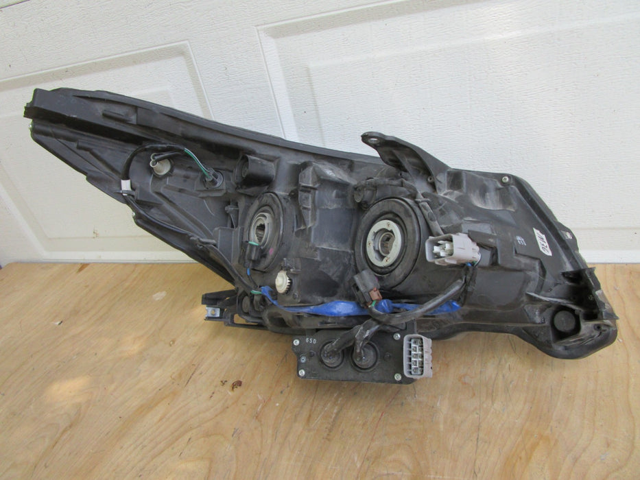 2017 17 SUBARU FORESTER FRONT LEFT HEADLIGHT OEM