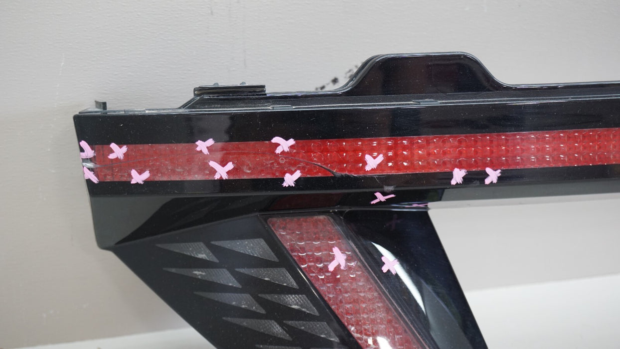 2022-2023 HYUNDAI TUCSON REAR CENTER TAIL LIGHT LAMP LED W/ CAMERA OEM 92403-CW