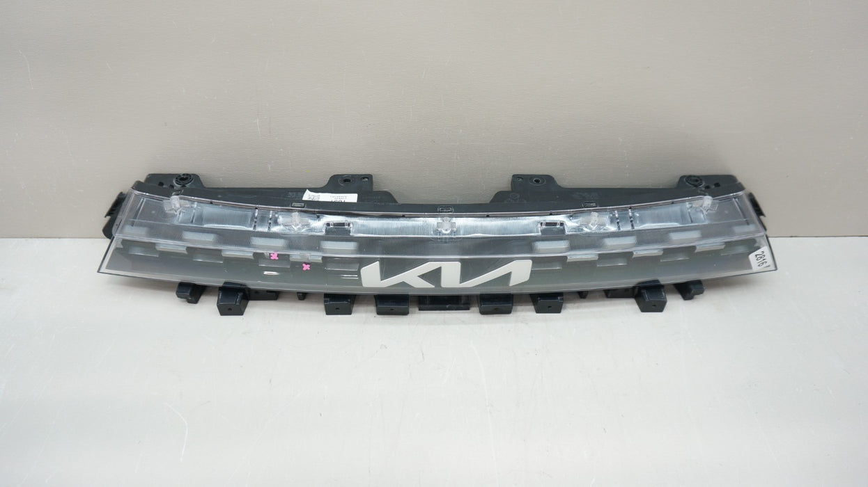 2022-2025 KIA SOUL FRONT CENTER GRILLE EMBLEM LED LIGHT OEM 92209-K0