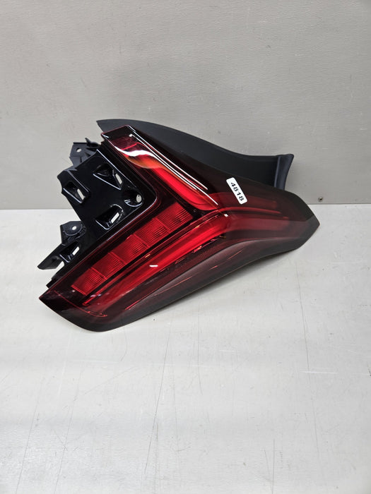 2020-2024 CADILLAC CT5 CT-5 RIGHT PASSENGER SIDE LED TAILLIGHT LAMP OEM