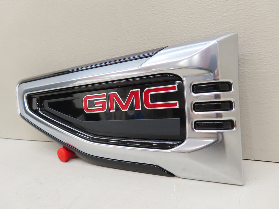 GMC FRONT LEFT DRIVER SIDE FENDER VENT OEM