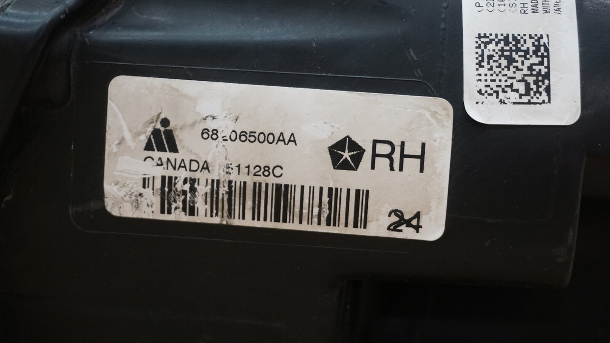 2008-2016 CHRYSLER TOWN & COUNTRY FRONT RIGHT PASSENGER SIDE HALOGEN OEM