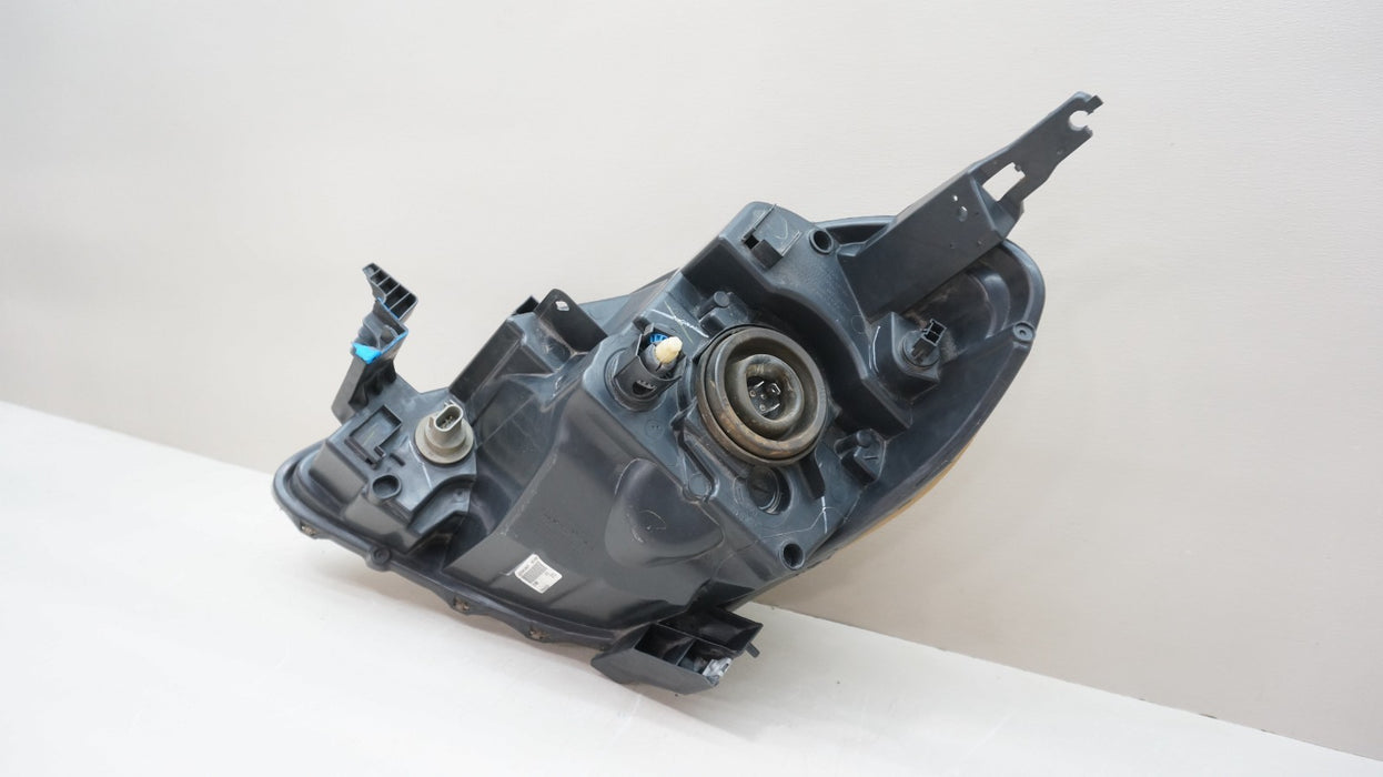2012-2014 NISSAN VERSA FRONT RIGHT PASSENGER SIDE HALOGEN HEADLIGHT OEM