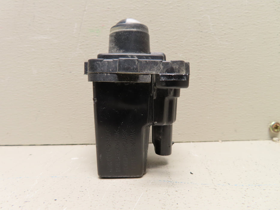 84400186 OEM Chevrolet Silverado, Sierra Rear Gate Light OEM