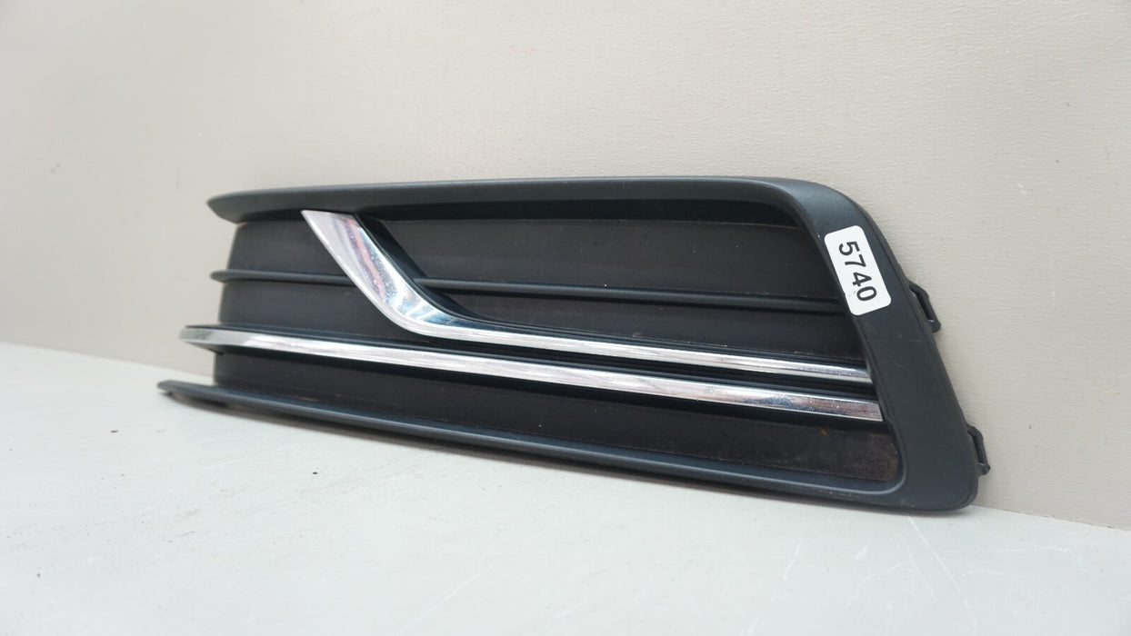 2012-2015 VOLKSWAGEN PASSAT FRONT LEFT SIDE FOG LIGHT COVER 561853665N OEM