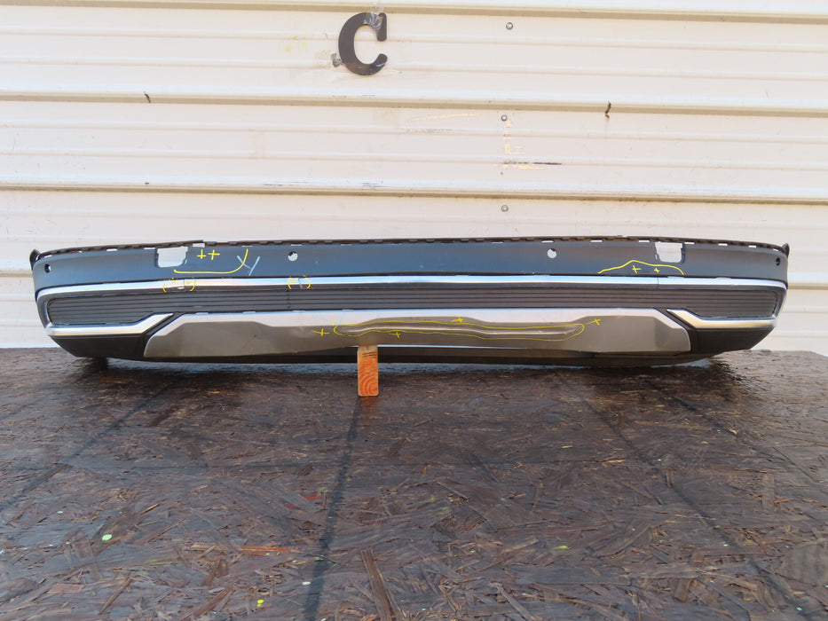 2017-2019 AUDI Q7 REAR LOWER BUMPER COVER VALANCE DIFFUSER OEM 4M0 807 521 J