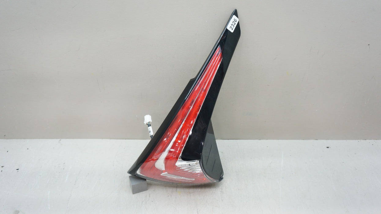 2015-2018 NISSAN MURANO REAR RIGHT PASSENGER SIDE INNER TAIL LIGHT OEM