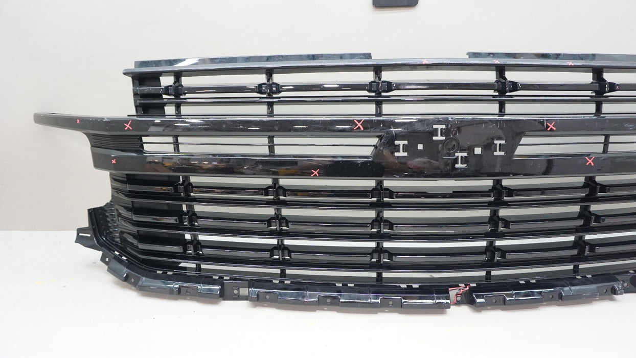 2021-2023 CHEVROLET TAHOE SUBURBAN FRONT RADIATOR GRILLE GRILL OEM 84639388