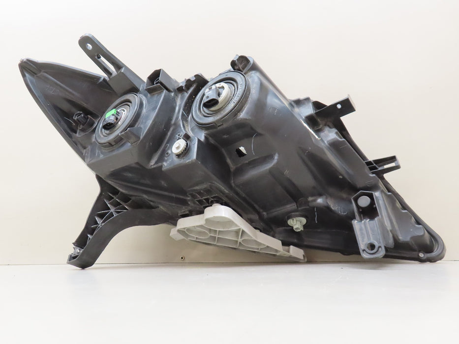 2013-2016 NISSAN PATHFINDER FRINT LEFT DRIVER SIDE HEADLIGHT OEM 9302