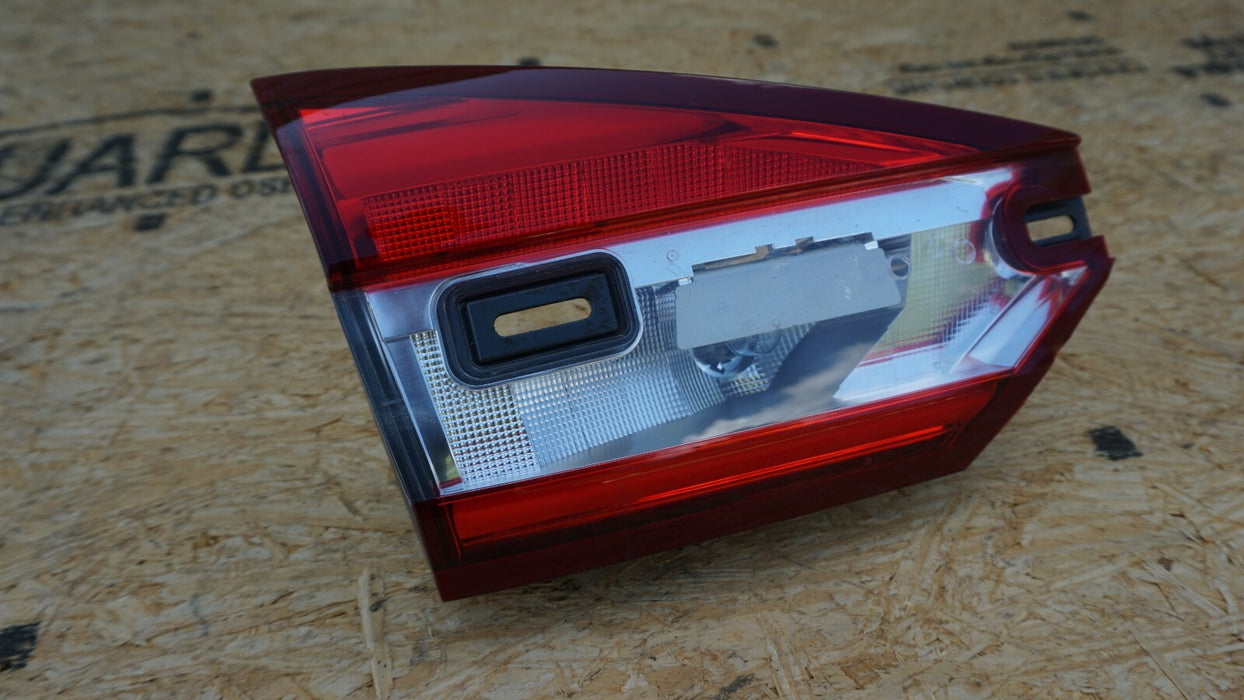 17 18 2017 2018 FORD FUSION LEFT REAR TRUNK LID INNER TAILLIGHT OEM