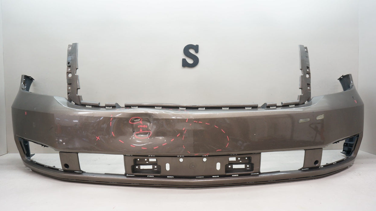 2015-2020 CHEVROLET TAHOE / SUBURBAN FRONT BUMPER COVER OEM 22936492