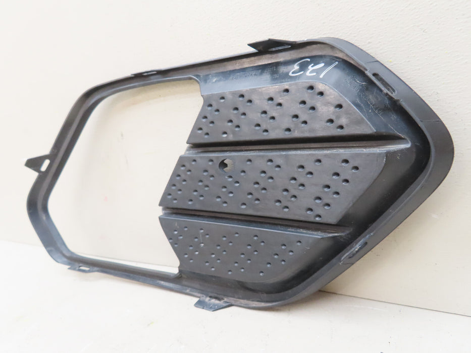 2017-2019 FORD ESCAPE FRONT LEFT DRIVER SIDE FOG LIGHT BEZEL COVER OEM
