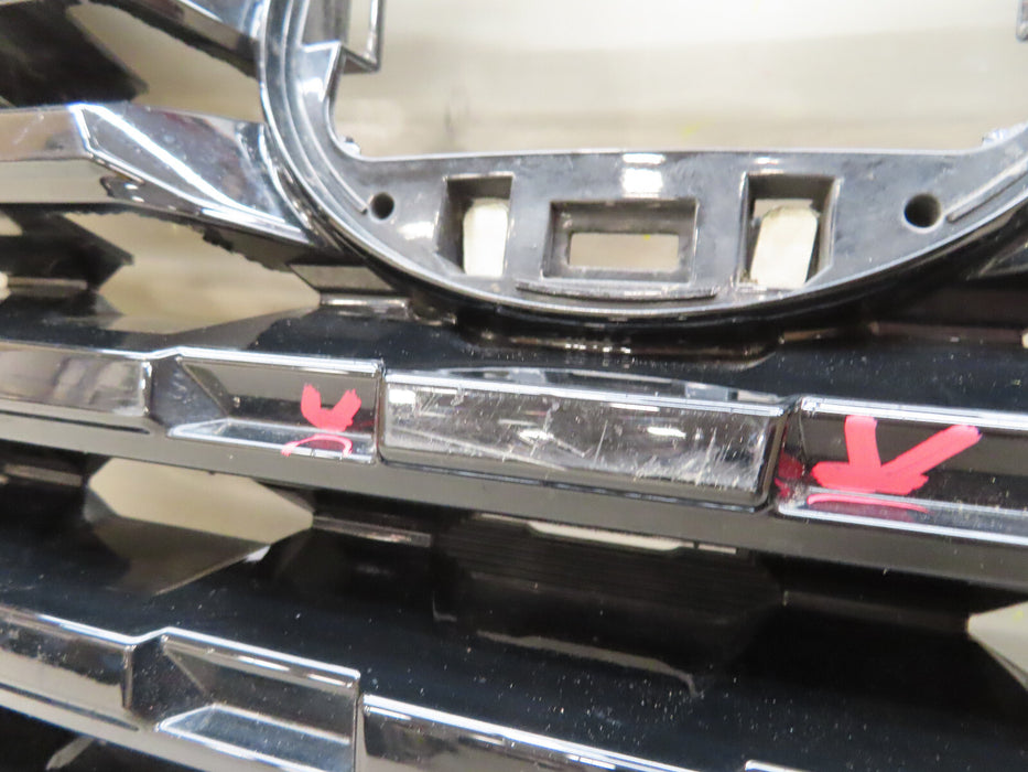 2021 2022 2023 NISSAN KICKS FRONT RADIATOR GRILLE GRILL OEM 61310-5R00A