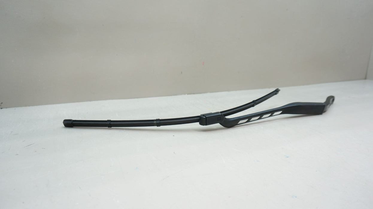 2013-2016 MERCEDES GL450 X166 FRONT LEFT SIDE WINDSHIELD WASHER ARM OEM 24028055