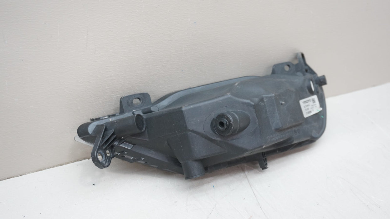 2016-2024 VOLVO XC60 XC90 FRONT RIGHT PASSENGER SIDE FOG LIGHT OEM 31395866
