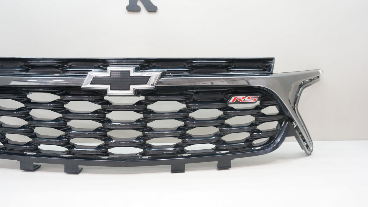 2024-2025 CHEVROLET TRAX RS FRONT BUMPER RADIATOR GRILLE OEM 42780278