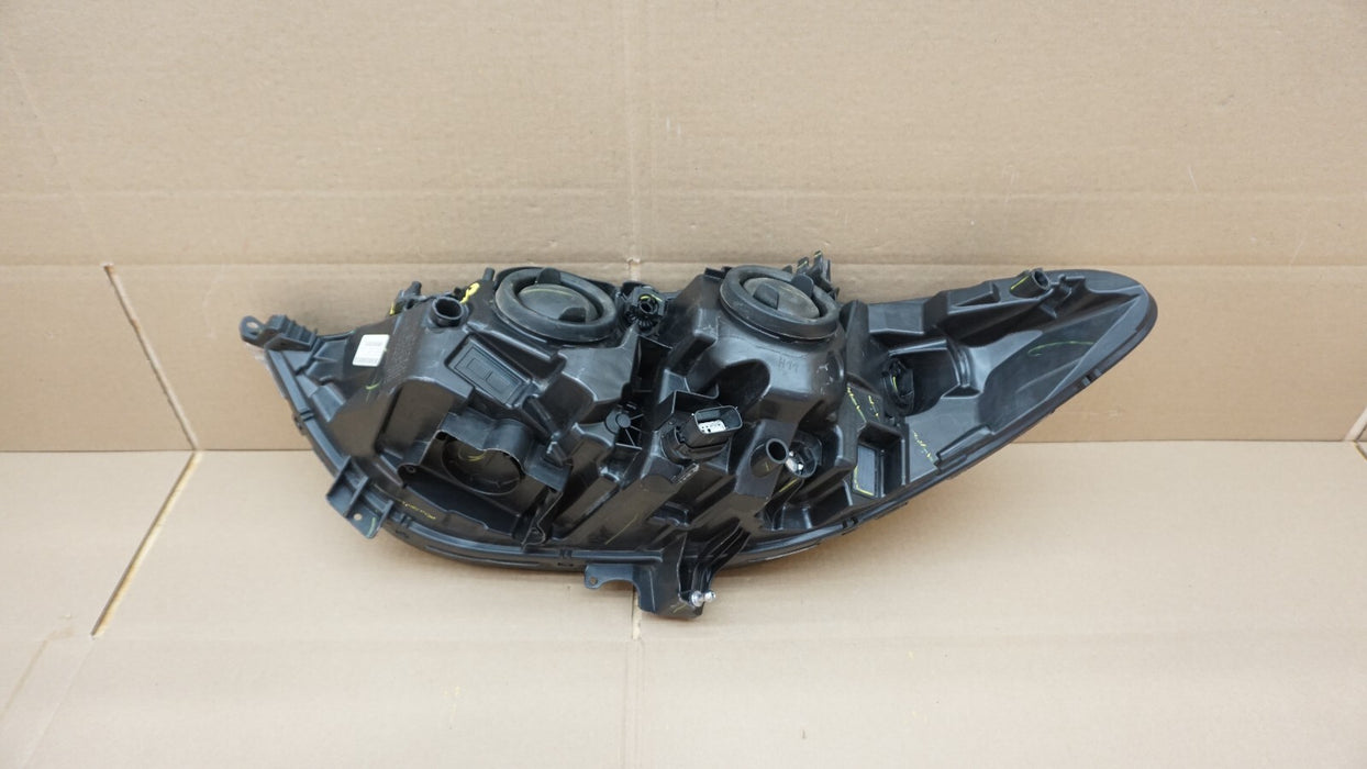 2017-2020 FORD FUSION FRONT RIGHT PASSENGER SIDE HEADLIGHT HALOGEN OEM