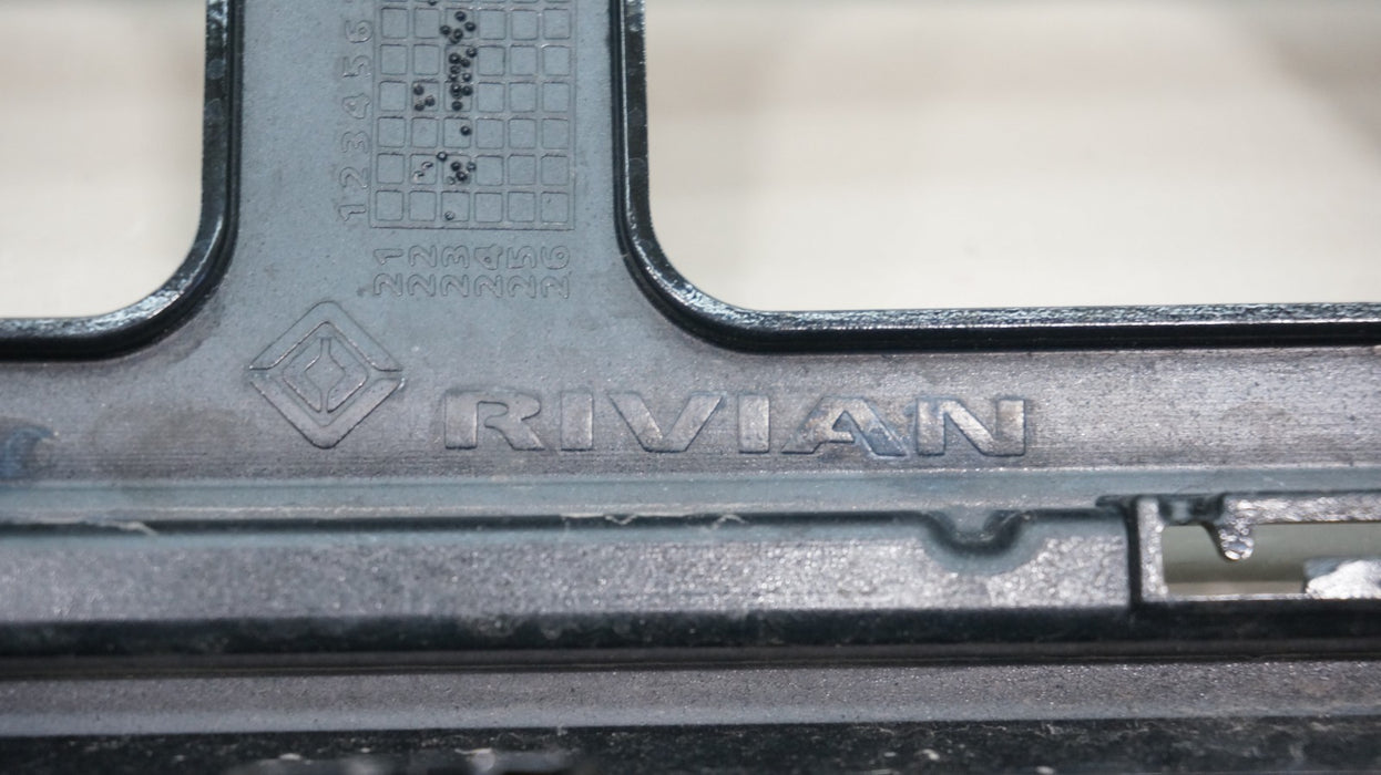 2022-2025 RIVIAN R1T R1S FRONT BUMPER COVER PANEL APPLIQUE OEM PT00015369