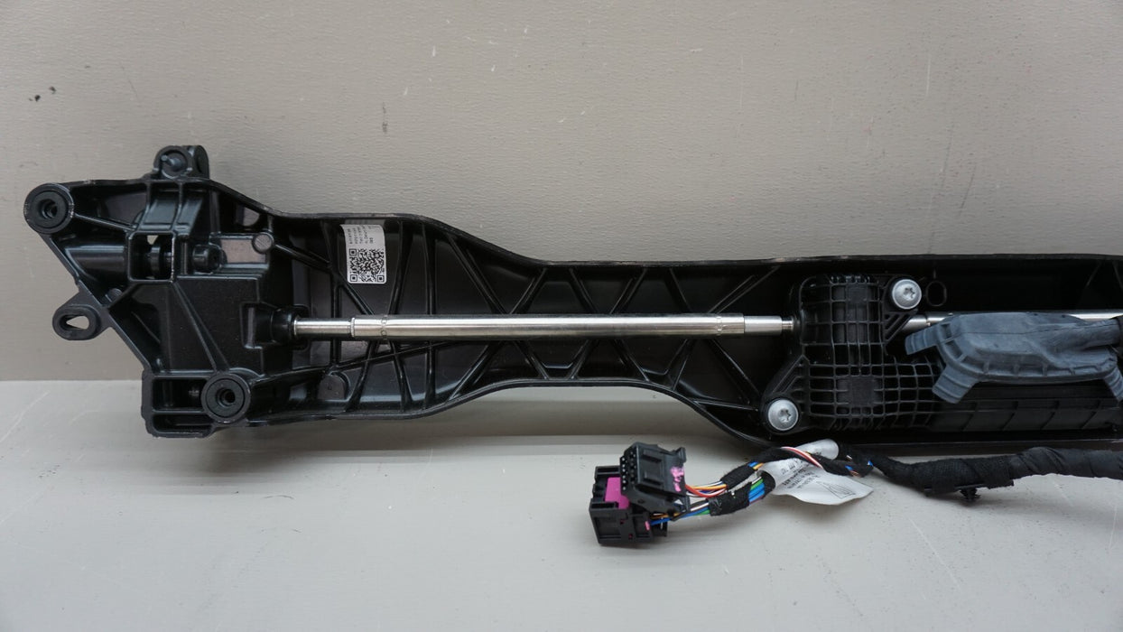NEW!! 2020-2023 PORSCHE TAYCAN DRIVE UNIT FOR REAR SPOILER 9J1.827.204 OEM 21 22