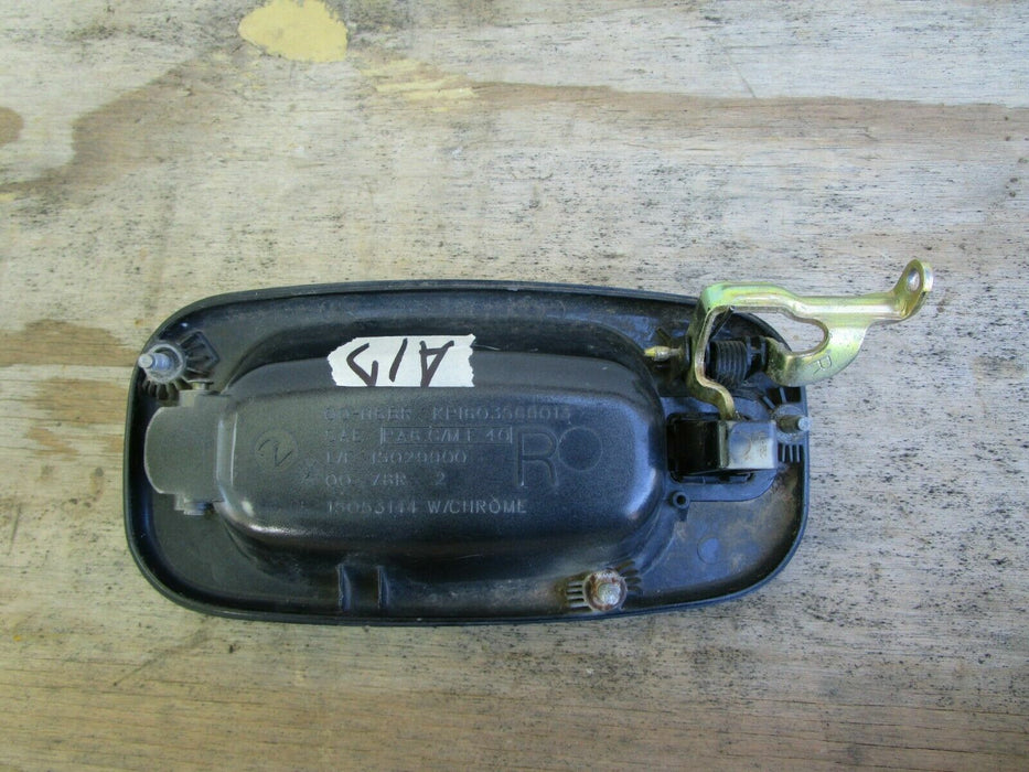 2000-2006 GMC YUKON REAR RIGHT PASSENGER SIDE EXTERIOR DOOR HANDLE OEM