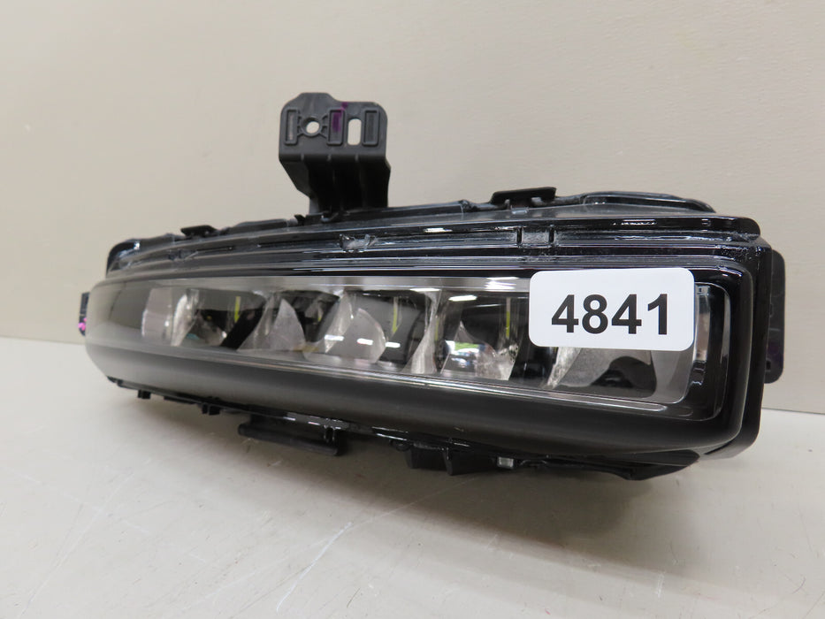 2021-2025 JEEP GRAND CHEROKEE FRONT RIGHT PASSENGER FOG LIGHT LED OEM