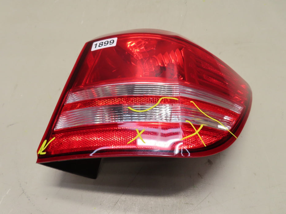 2010-2020 DODGE JOURNEY REAR RIGHT SIDE OUTER TAIL LIGHT LAMP OEM 05116290AH