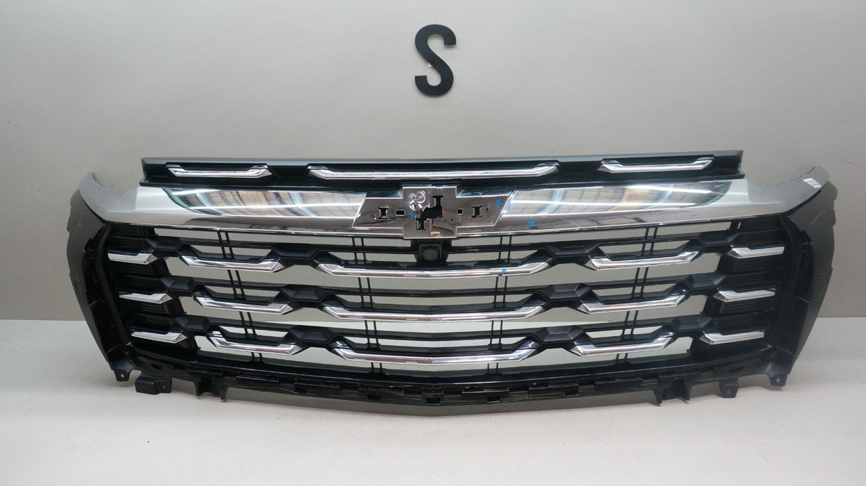 2024-2026 CHEVROLET EQUINOX FRONT BUMPER GRILLE GRILL 26426341 OEM