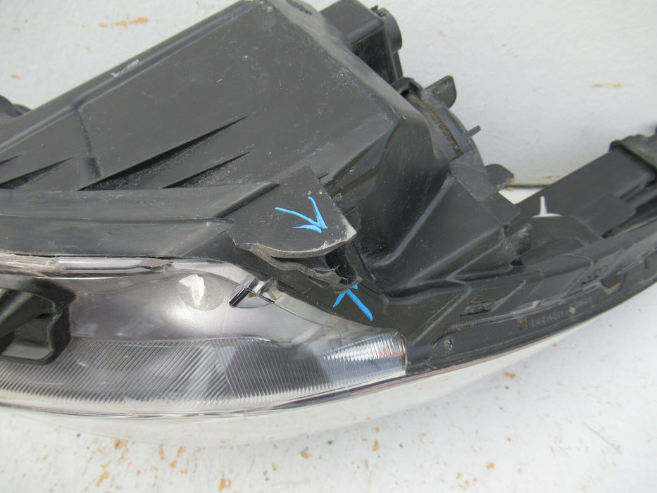 2015 2016 2017 HYUNDAI ACCENT RIGHT HEADLIGHT LAMP OEM