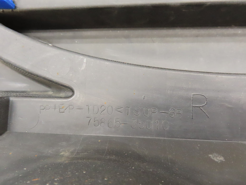 2012-2023 TOYOTA 4RUNNER LIMITED RIGHT PASSENGER ROCKER PANEL OEM