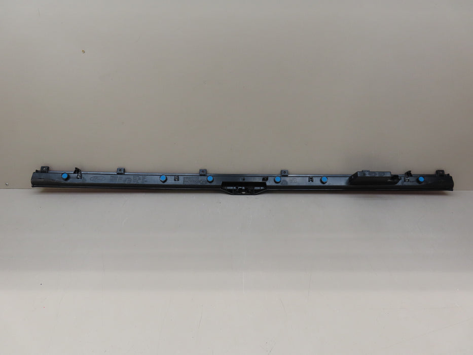 2022-2024 FORD F150 F-150 LIGHTNING REAR CENTER TAILGATE TAIL LIGHT LED OEM