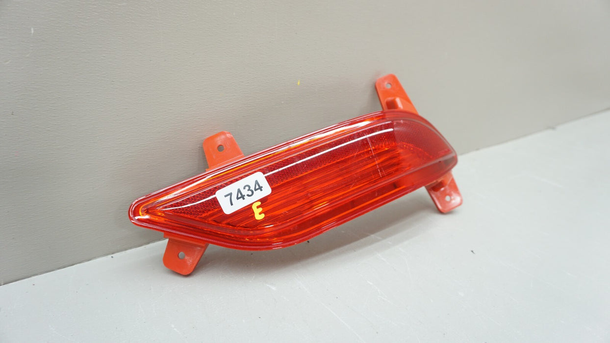 2017-2022 BUICK ENCORE REAR RH RIGHT PASSENGER SIDE BUMPER REFLECTOR OEM
