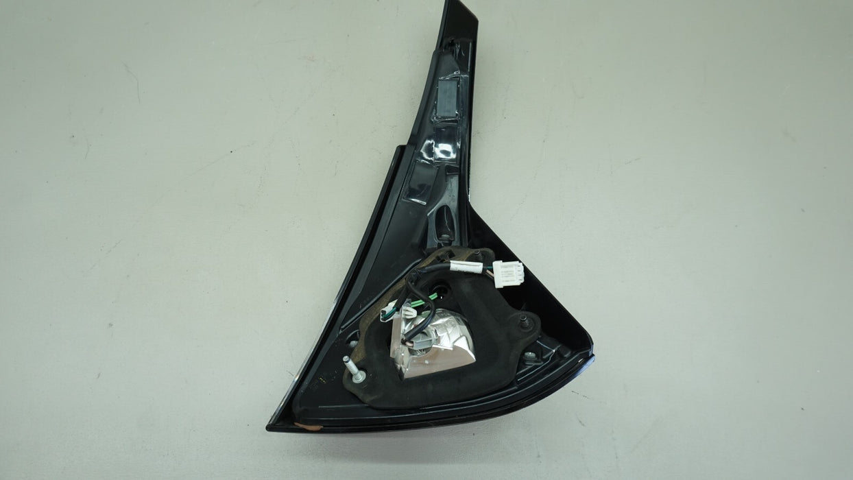 2015-2018 NISSAN MURANO REAR LEFT DRIVER SIDE INNER TAIL LIGHT BRAKE LAMP OEM