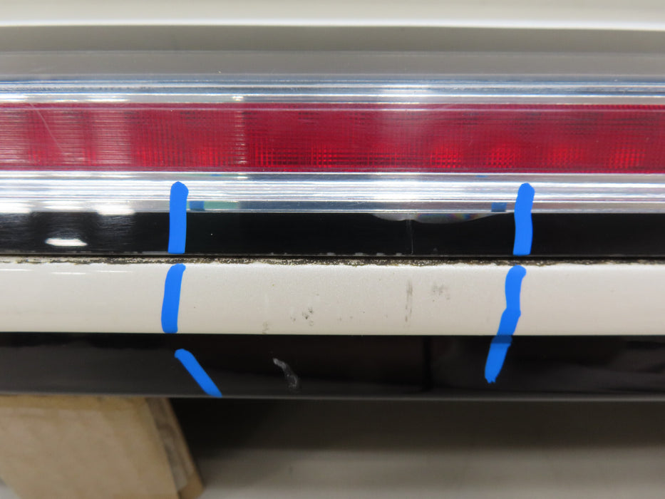 2015-2020 CADILLAC ESCALADE REAR TRUNK SPOILER WING OEM 000240556