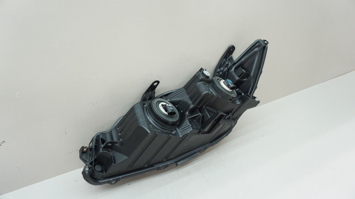2015-2017 TOYOTA CAMRY FRONT RIGHT PASSENGER SIDE HEADLIGHT OEM 14 16 17