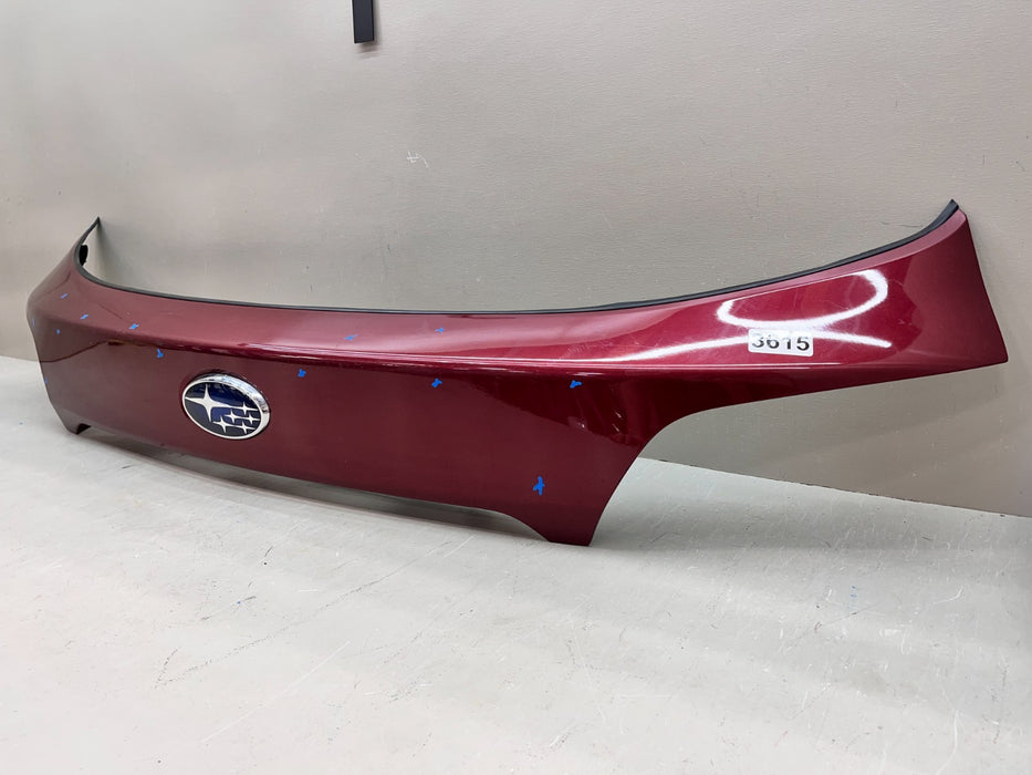 2015-2019 SUBARU OUTBACK REAR TAILGATE FINISH PANEL OEM C120100280
