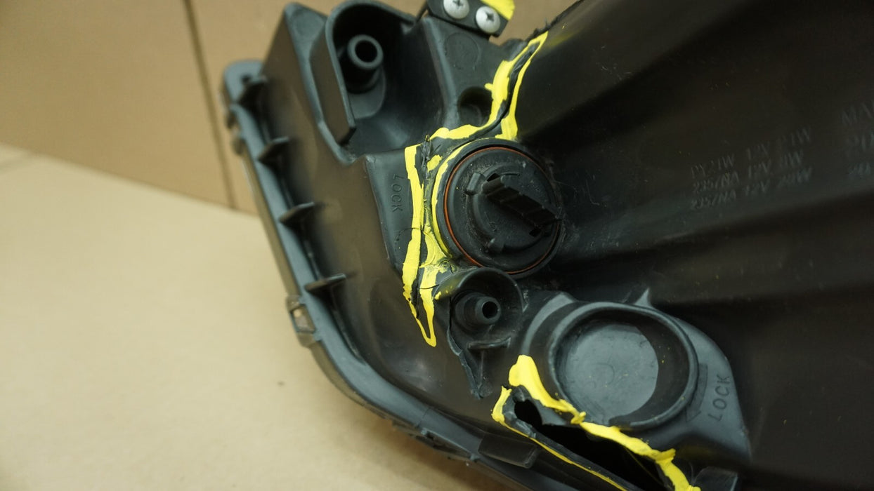 2016-2018 HYUNDAI TUCSON RIGHT PASSENGER SIDE HEADLIGHT HALOGEN AFTERMARKET