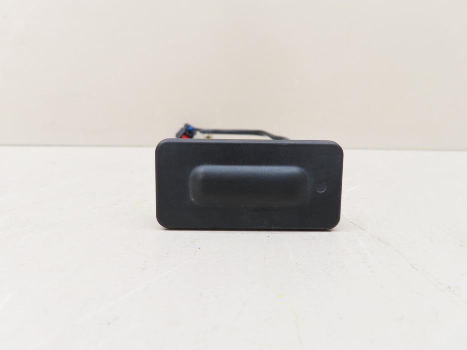 2016-2023 CHEVROLET MALIBU REAR PARK ASSIST CAMERA/REAR TRUNK RELEASE BUTTON OEM