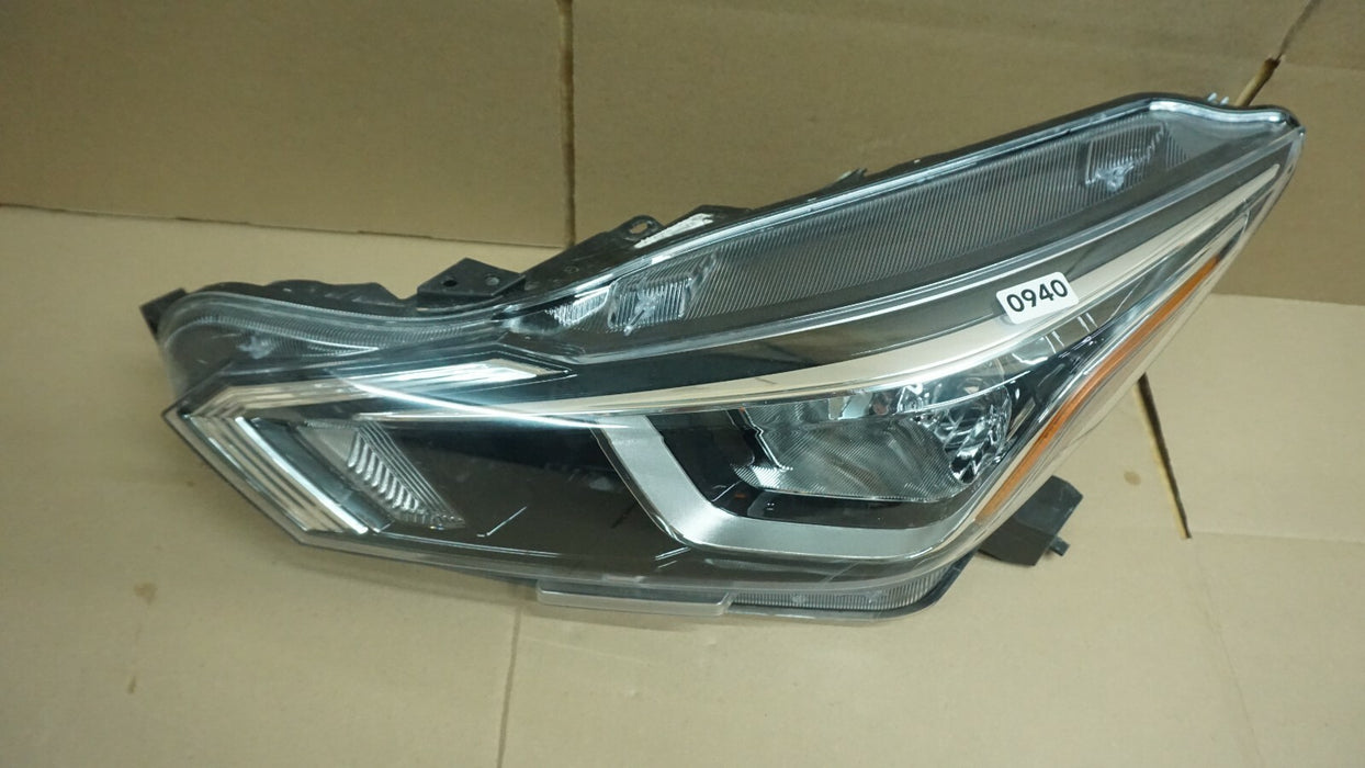 2020-2021 NISSAN VERSA FRONT LEFT DRIVER SIDE HEADLIGHT HALOGEN LAMP LIGHT OEM