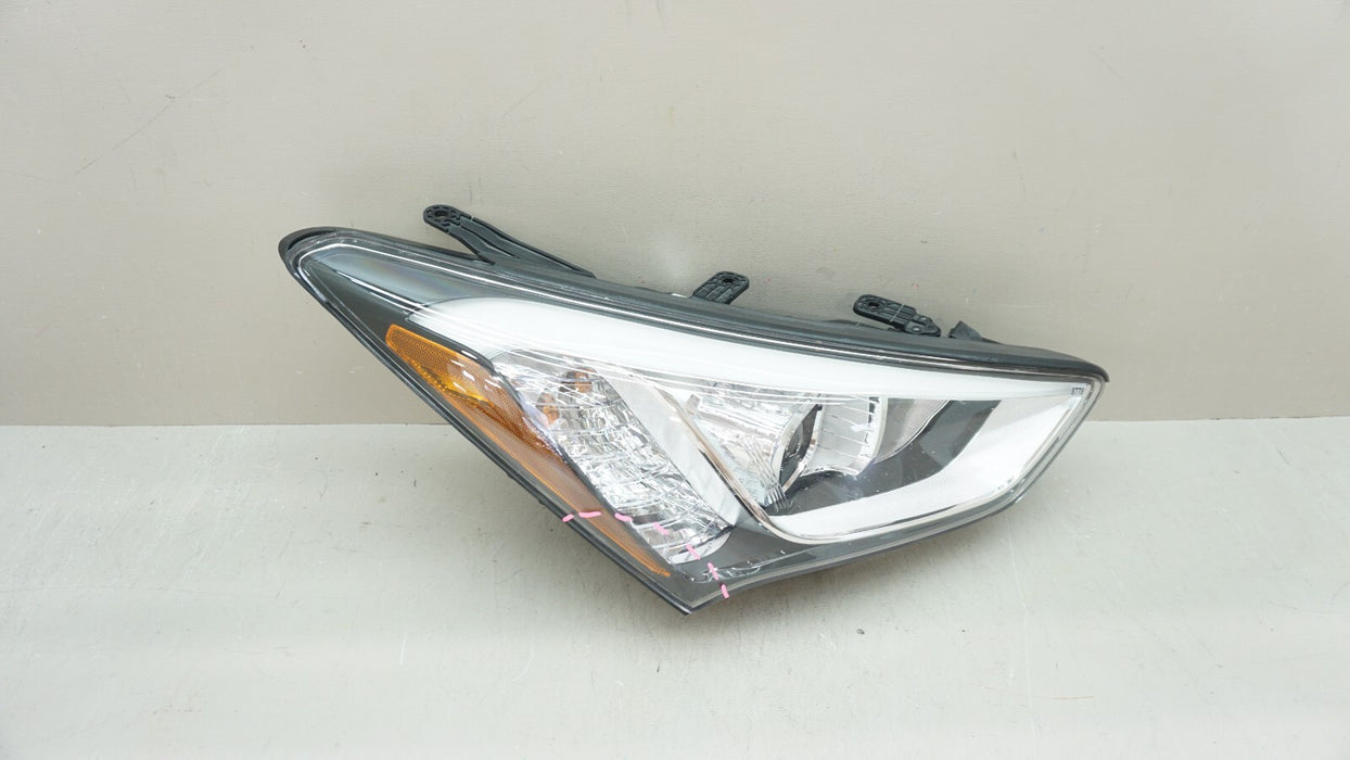 2013-2016 HYUNDAI SANTA FE FRONT RIGHT PASSENGER SIDE HALOGEN HEADLIGHT OEM