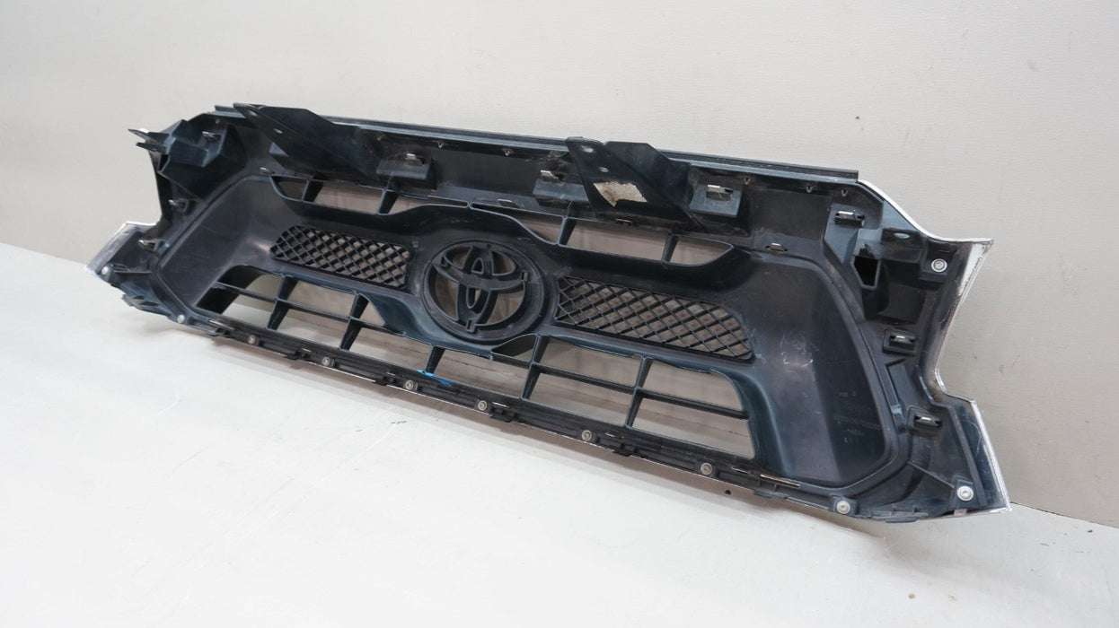 2012-2015 TOYOTA TACOMA FRONT BUMPER RADIATOR GRILLE OEM 53100-04470