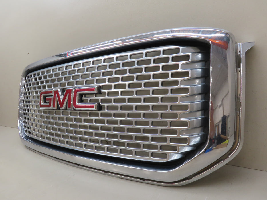2015-2020 GMC YUKON DENALI FRONT RADIATOR GRILL GRILLE OEM