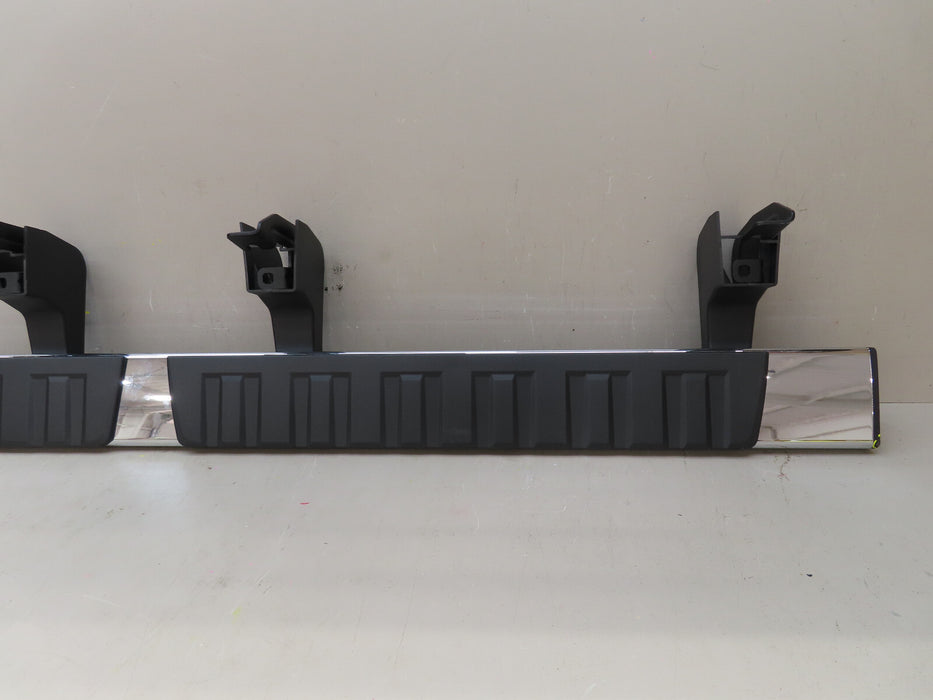 2007-2019 CHEVROLET SILVERADO 1500 LEFT/RIGHT SIDE ROCKER PANEL OEM