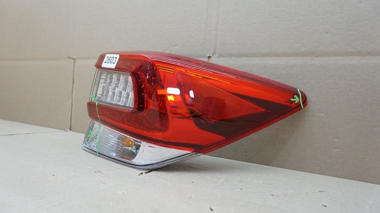 2017-2021 SUBARU CROSSTREK REAR RIGHT PASSENGER SIDE TAILLIGHT OEM17 18 19 20 21