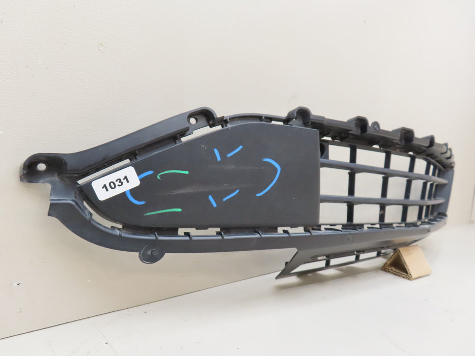 2018-2020 CHEVROLET TRAVERSE FRONT LOWER BUMPER GRILL GRILLE COVER OEM 84402021