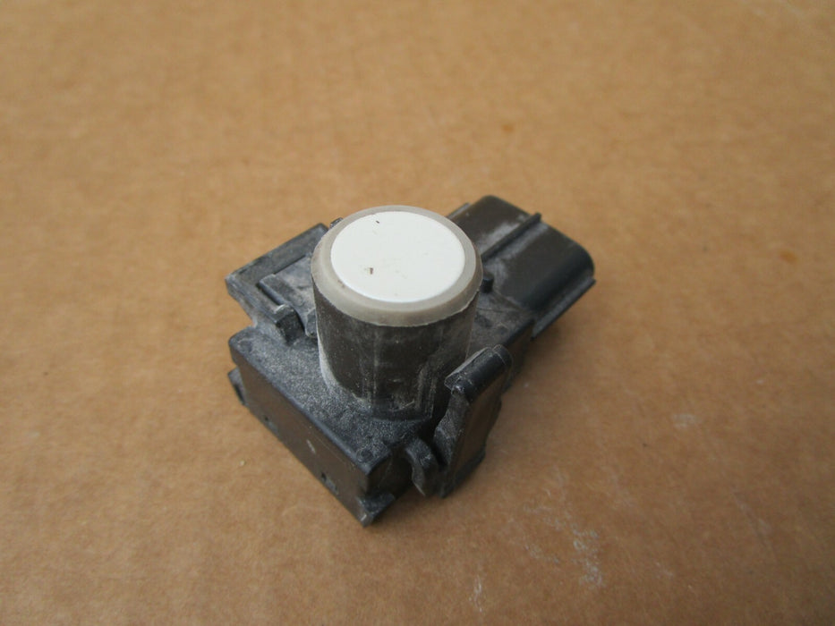 TOYOTA LEXUS PARKING AID SENSOR 8934133160 OEM DENSO