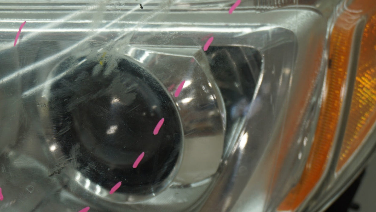 2010-2014 SUBARU LEGACY OUTBACK FRONT LEFT DRIVERS SIDE HEADLIGHT HALOGEN OEM