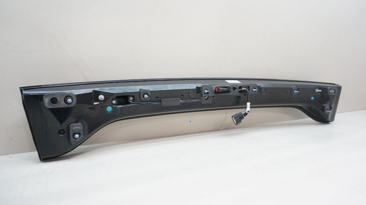 2015-2023 DODGE CHARGER REAR CENTER LED TAIL LIGHT OEM 68398666AC