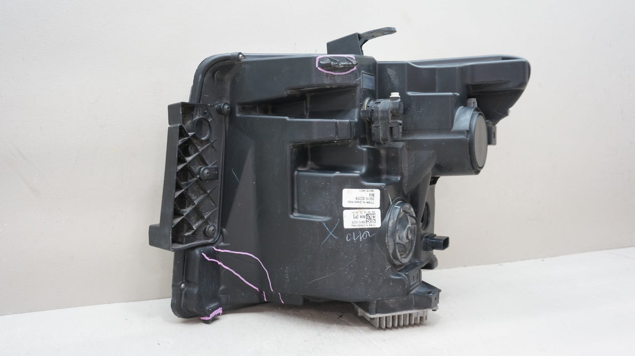 2016-2019 NISSAN TITAN FRONT RIGHT SIDE HID LED HEADLIGHT OEM 26010EZ22B