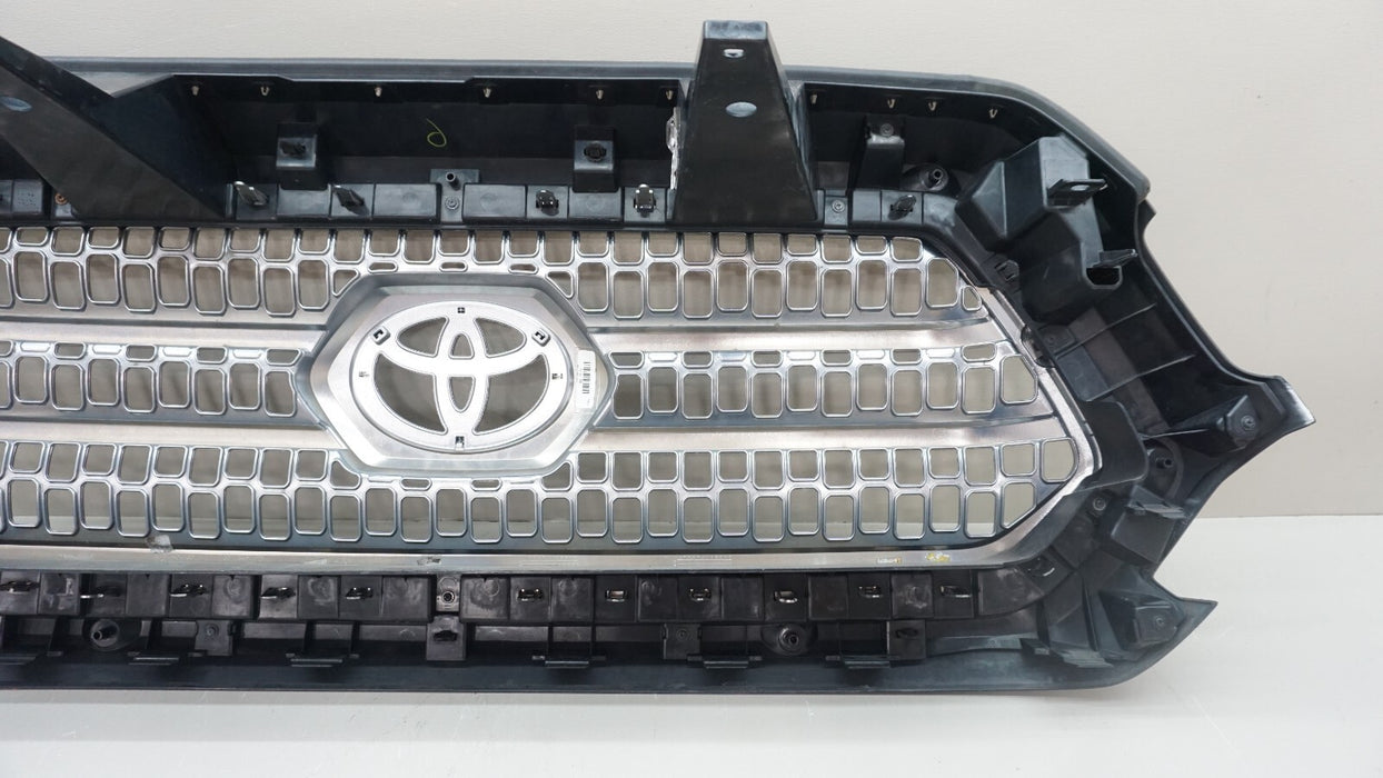 2016-2020 TOYOTA TACOMA FRONT CHROME MAIN CENTER GRILLE OEM 5311304030